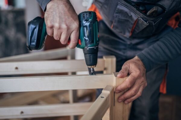 Najboljši baterijski vrtalnik